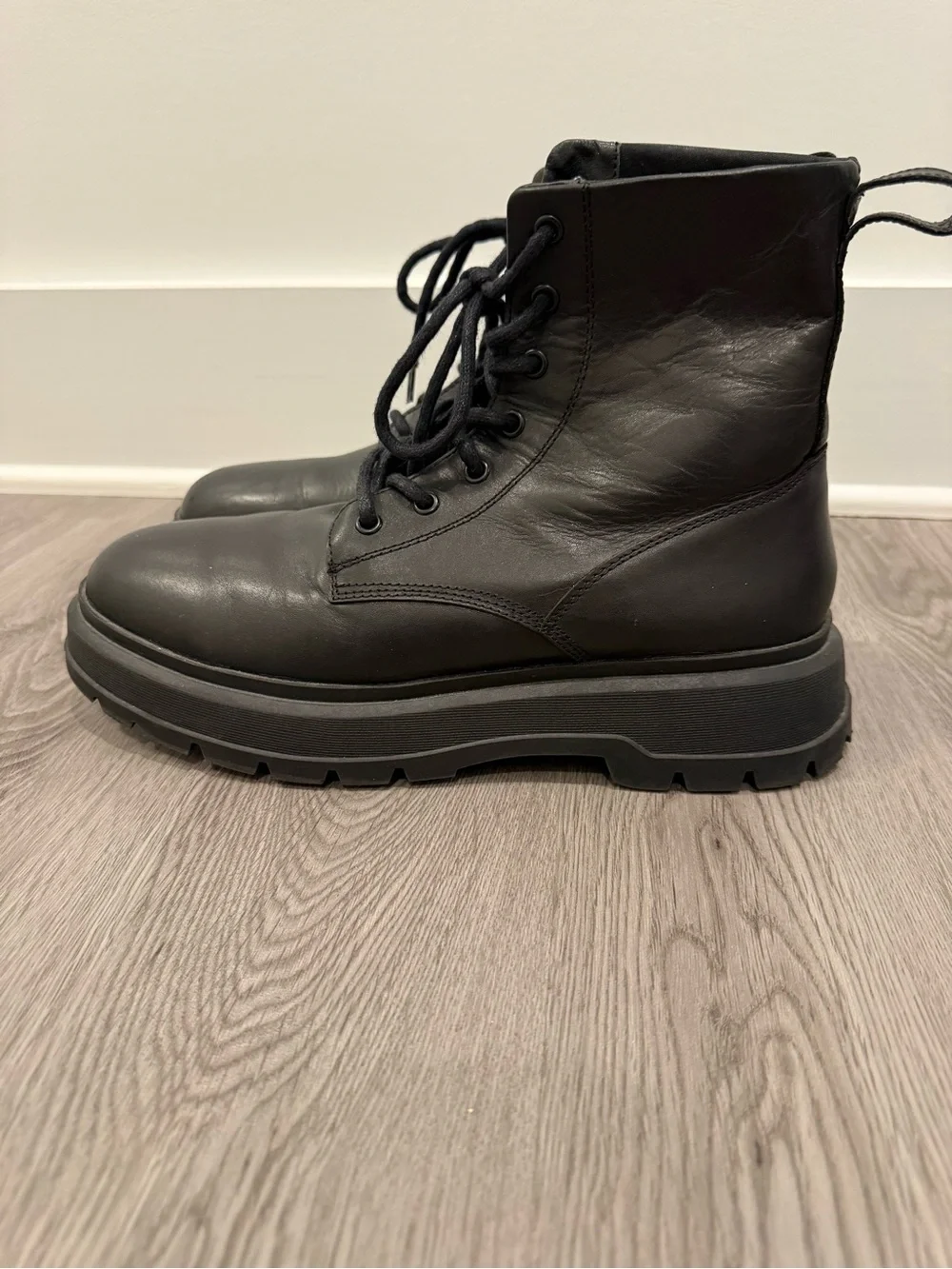 Franco Fortini Black Lace-Up Platform Combat Boots great condition!!